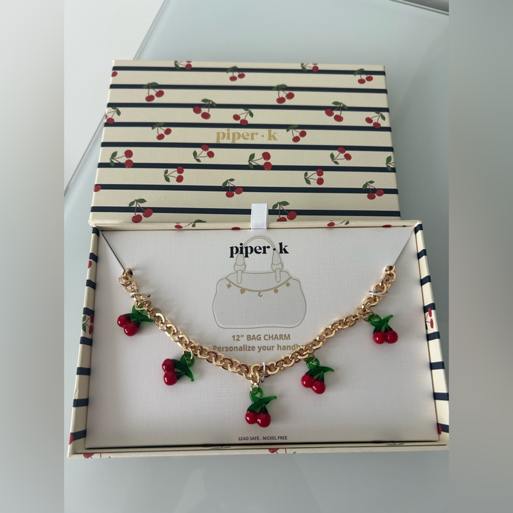 Viral Piper K gold Cherry bag chain charm - Picture 1 of 2